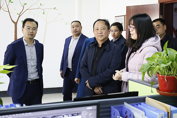 河北省工业和信息化厅厅长龚晓峰莅临易彩堂官网
